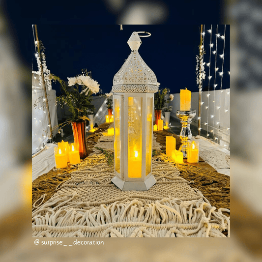 Grandeur Gatherings: Customized Sit-down Decor Suite