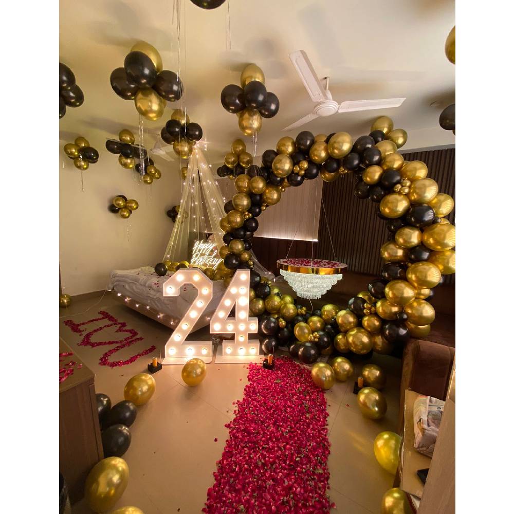 RING SETUP WITH NEON LIGHT