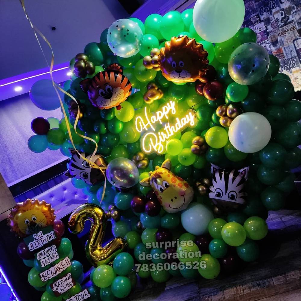 JUNGLE THEME DECORATION