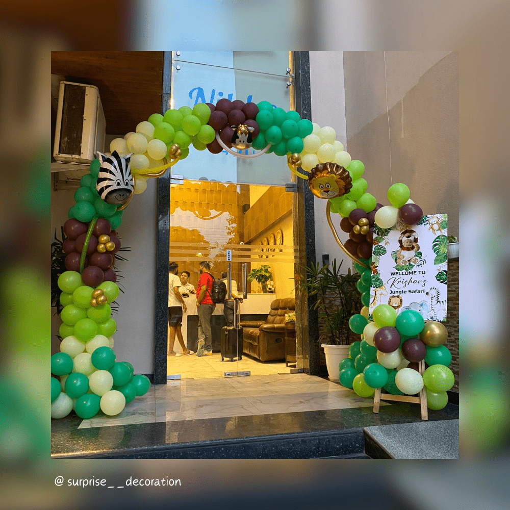 Animal Theme 1st Birthday Decoration Setup